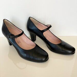 Zeddea Black 100% Leather Mary Jane Charles Style Top Strap Pumps Heels Sz 10